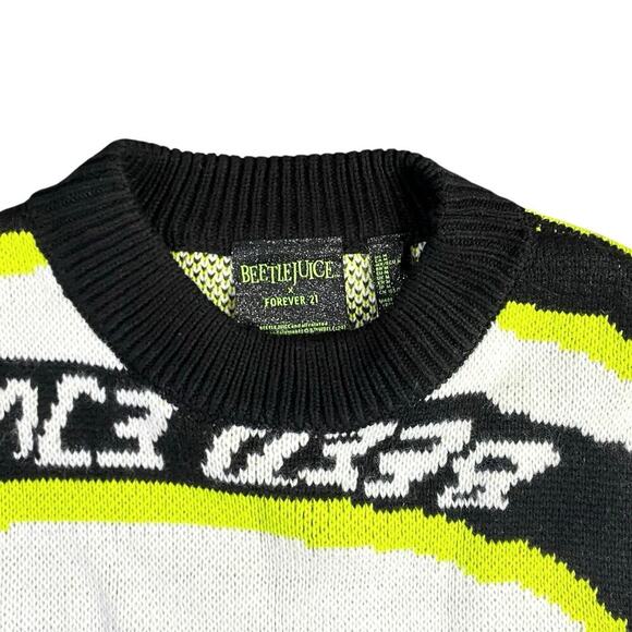 Beetlejuice x Forever 21 Spiral Oversized Sweater NWT - M - Picture 4 of 5